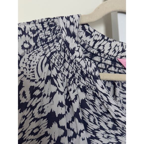 Lilly Pulitzer Silk Blouse Size M Peasant Boho Navy Blue and White 100% Silk - Picture 8 of 9